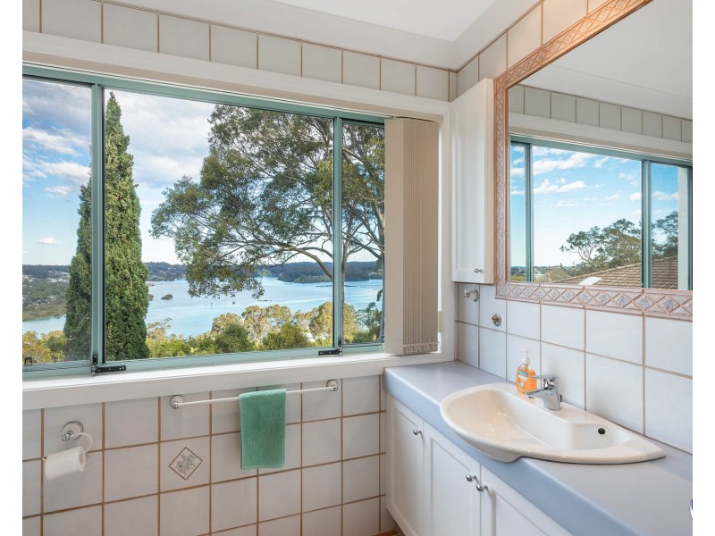 29 Hillcrest Avenue, North Narooma NSW 2546