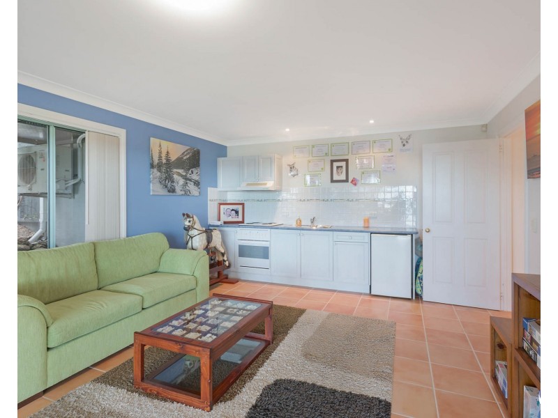 29 Hillcrest Avenue, North Narooma NSW 2546