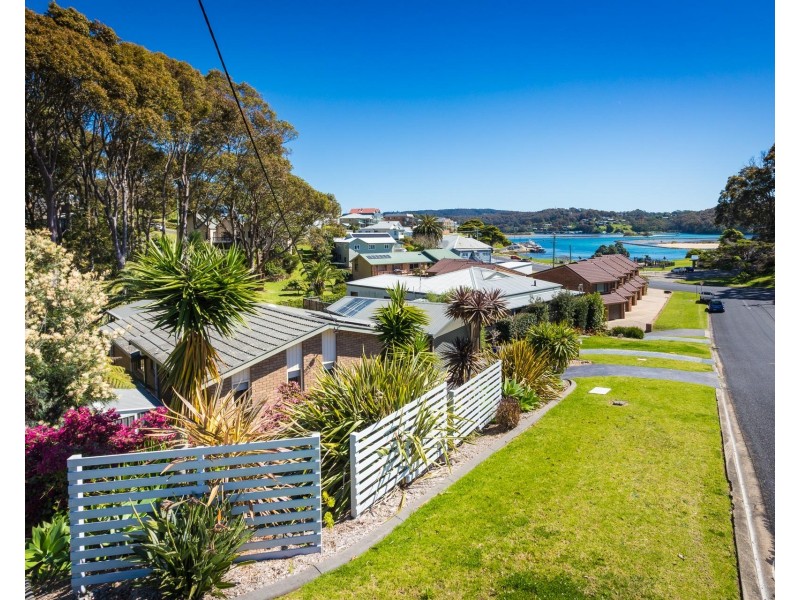 8 Bay Street, Narooma NSW 2546