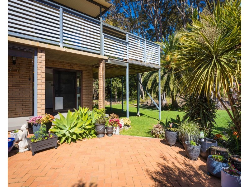 8 Bay Street, Narooma NSW 2546