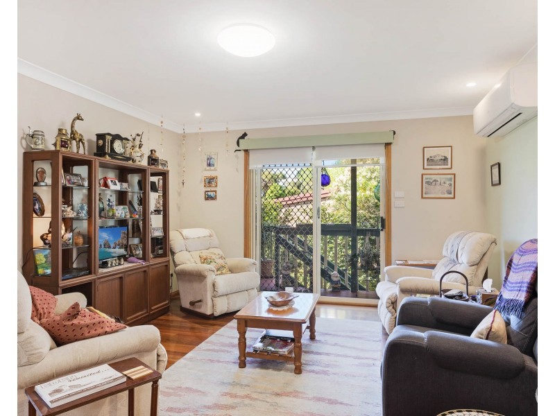 12 Clarke Street, Narooma NSW 2546