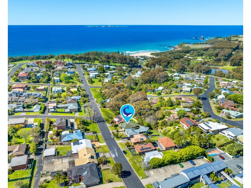 12 Clarke Street, Narooma NSW 2546