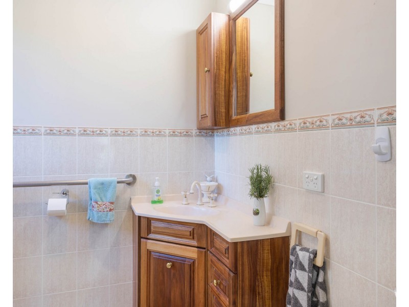 12 Clarke Street, Narooma NSW 2546