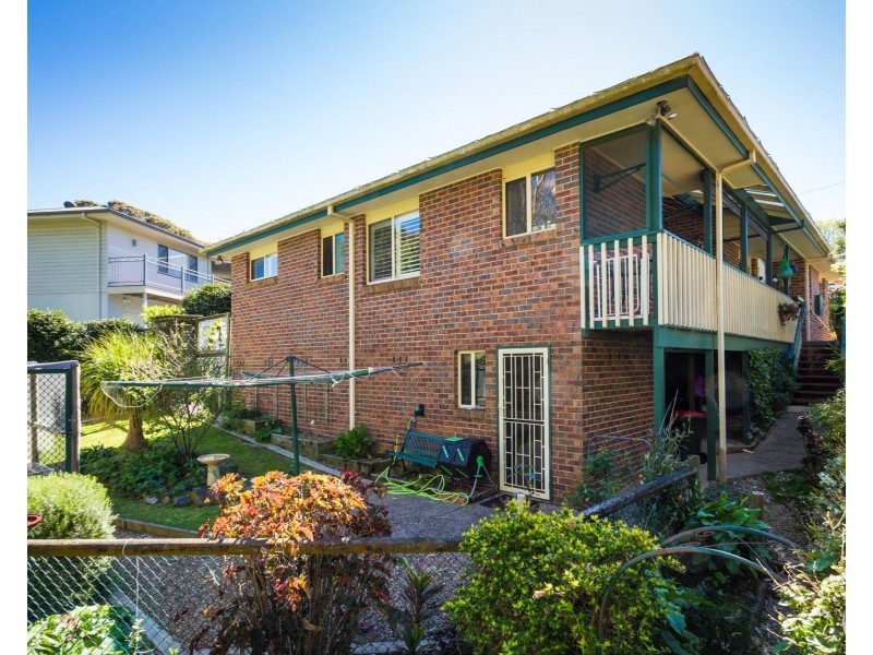 12 Clarke Street, Narooma NSW 2546