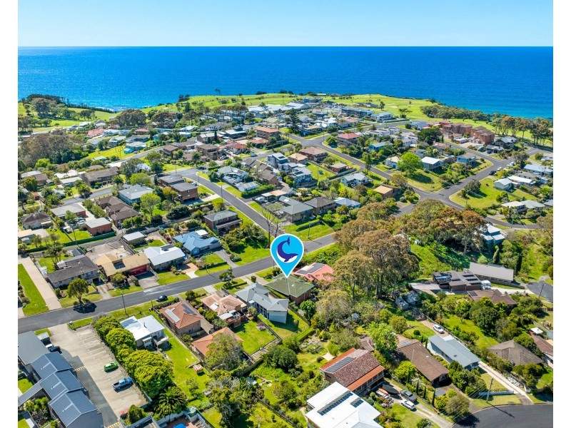 12 Clarke Street, Narooma NSW 2546