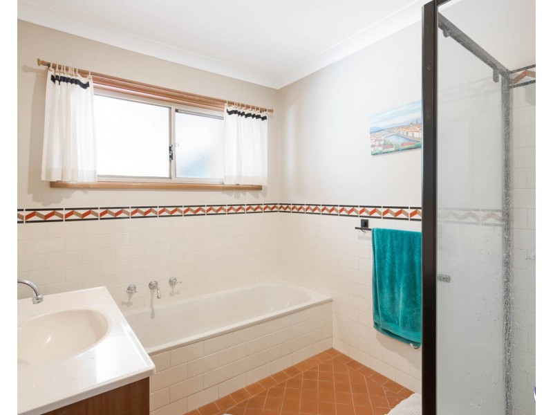 11 Eucalyptus Drive, Dalmeny NSW 2546