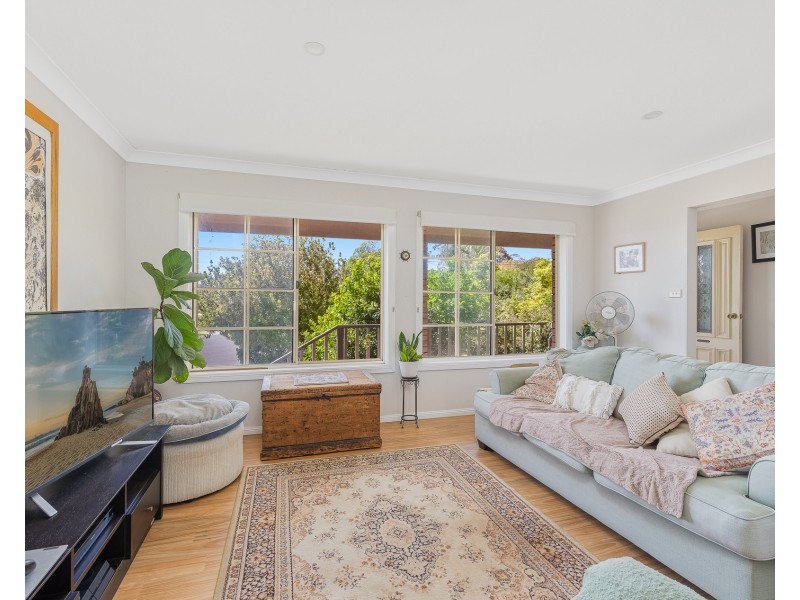 9 Jennifer Place, Moruya Heads NSW 2537