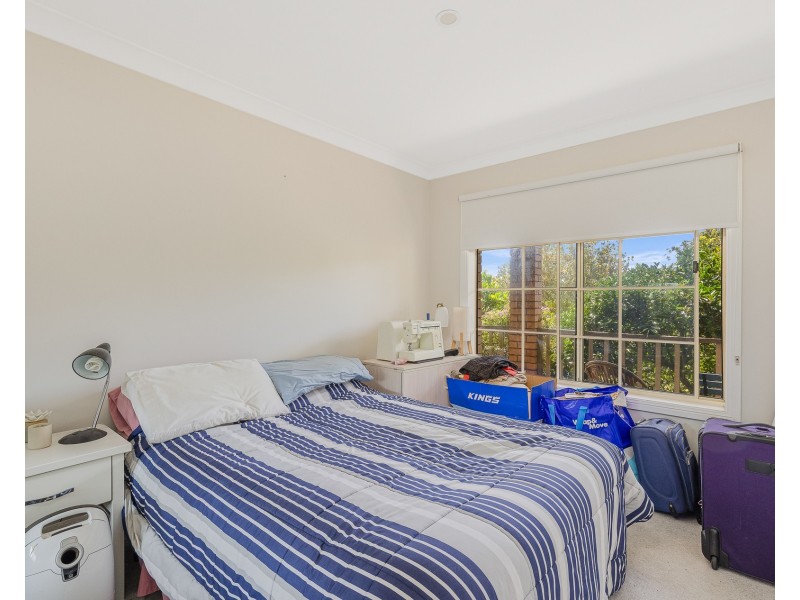 9 Jennifer Place, Moruya Heads NSW 2537