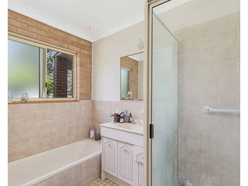 9 Jennifer Place, Moruya Heads NSW 2537