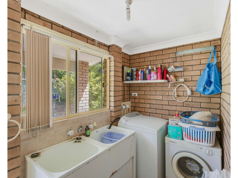 9 Jennifer Place, Moruya Heads NSW 2537