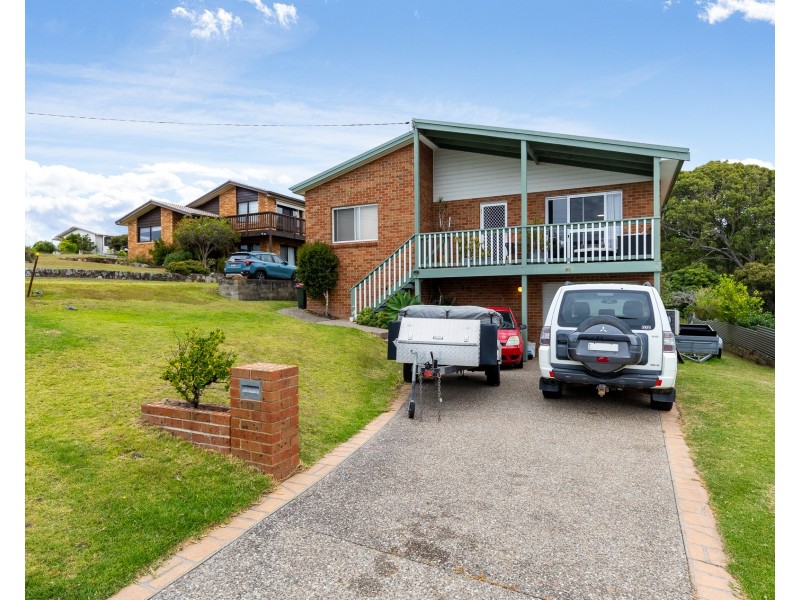 17 John Reilly Street, Dalmeny NSW 2546