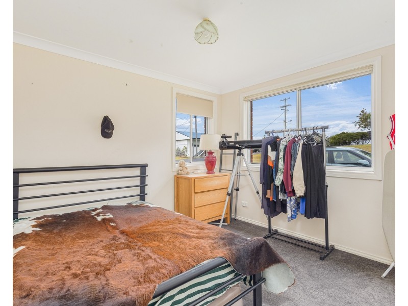 17 John Reilly Street, Dalmeny NSW 2546