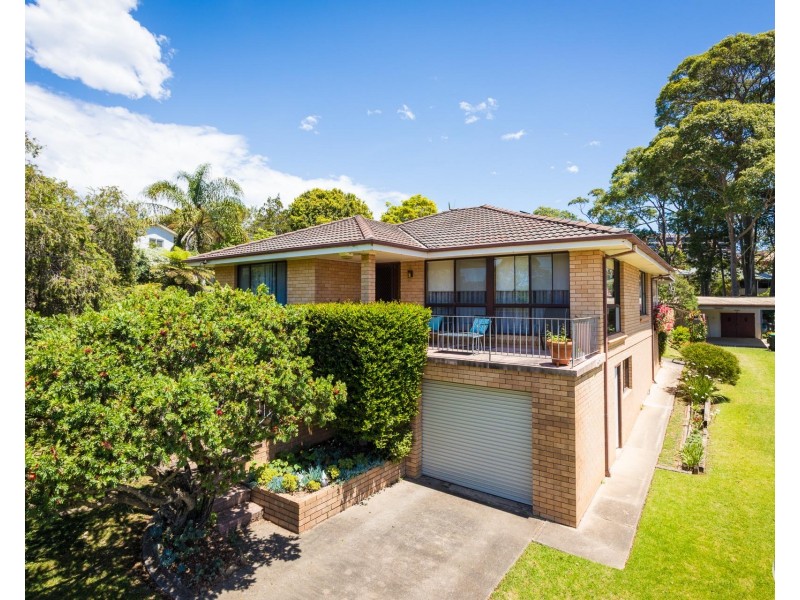 6 Mitchell Place, Narooma NSW 2546