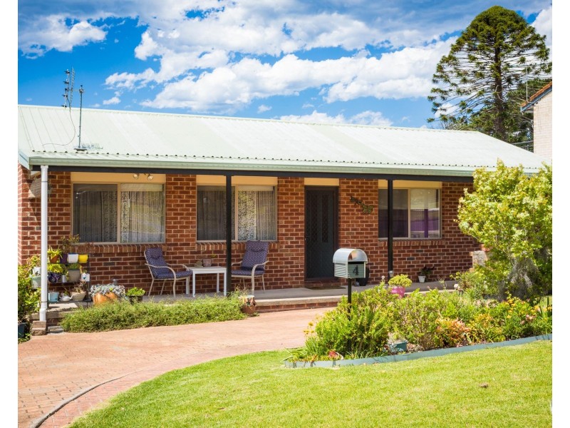 4 Elanora Street, Dalmeny NSW 2546