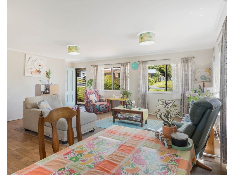 4 Elanora Street, Dalmeny NSW 2546