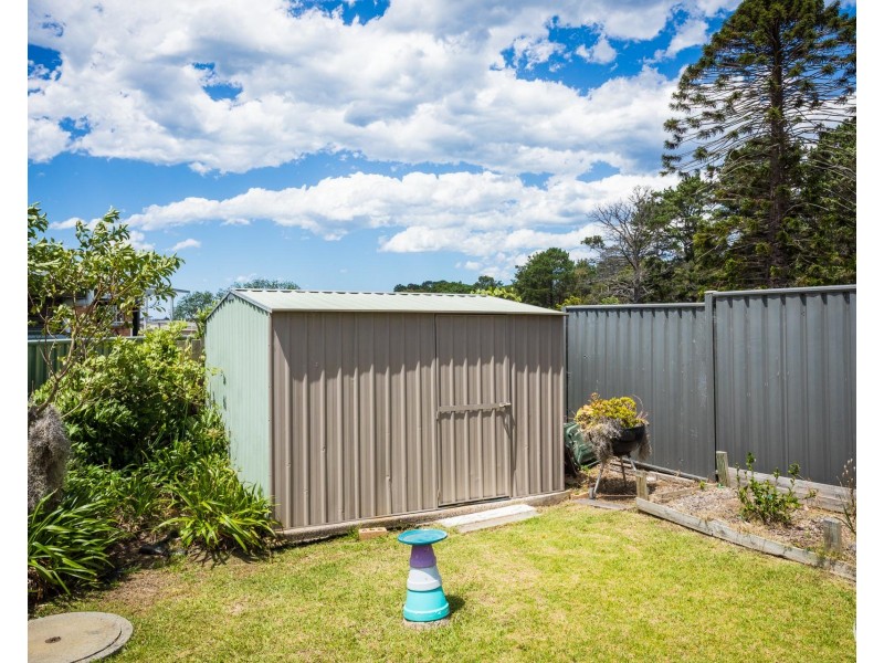 4 Elanora Street, Dalmeny NSW 2546