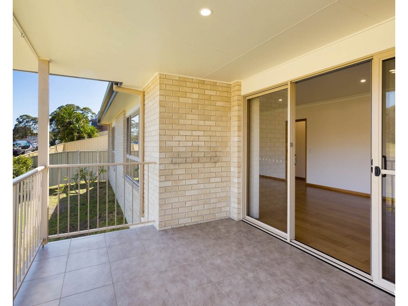 55 Warbler Crescent, North Narooma NSW 2546