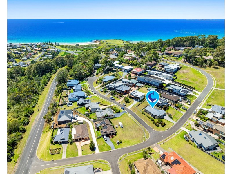55 Warbler Crescent, North Narooma NSW 2546