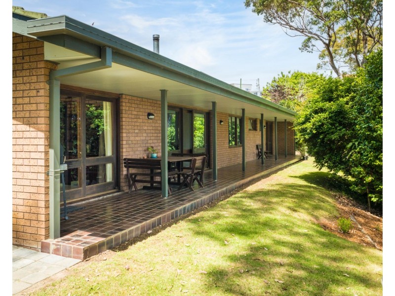1 Angle Street, Narooma NSW 2546
