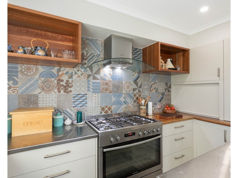 1 Angle Street, Narooma NSW 2546
