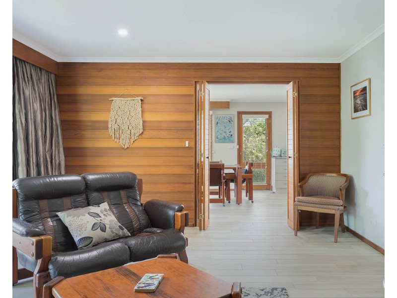 1 Angle Street, Narooma NSW 2546