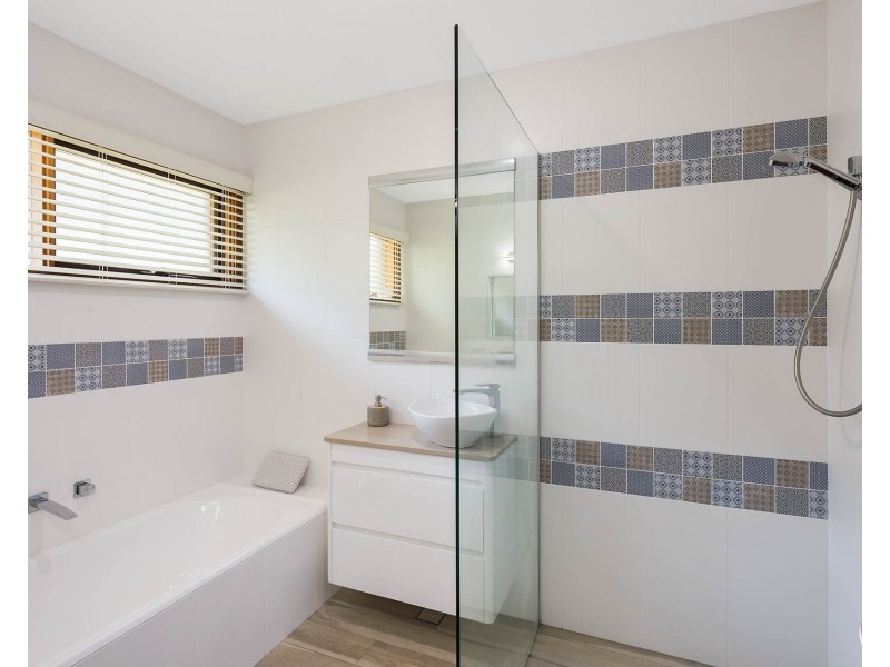 1 Angle Street, Narooma NSW 2546