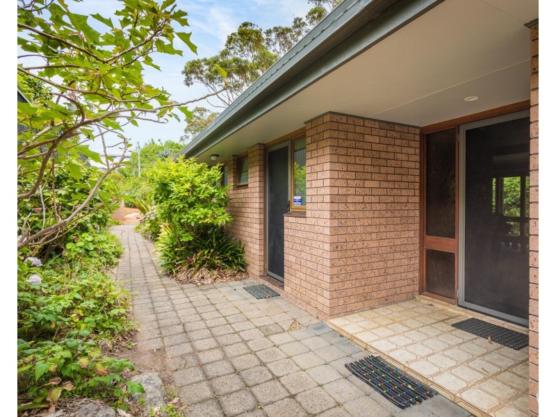 1 Angle Street, Narooma NSW 2546
