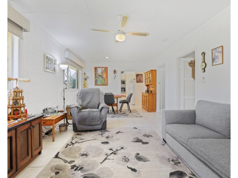 9 Hyland Avenue, Narooma NSW 2546