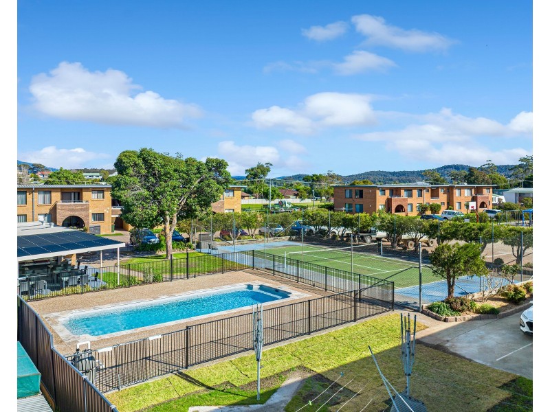 2/16 McMillan Road, Narooma NSW 2546