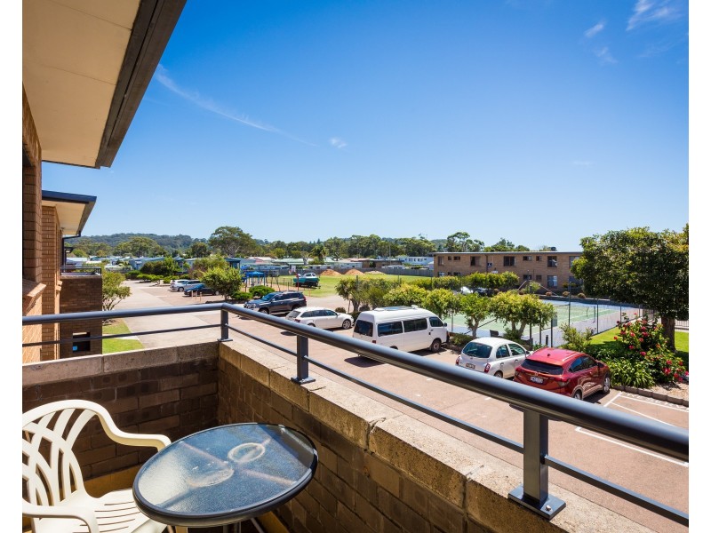 13/16 Mcmillan Road, Narooma NSW 2546