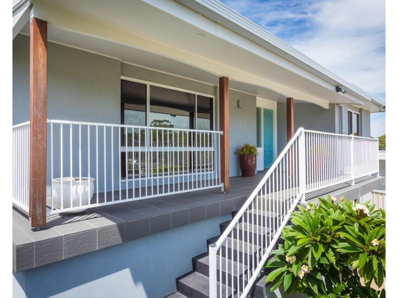 5 Collins Crescent, Narooma NSW 2546
