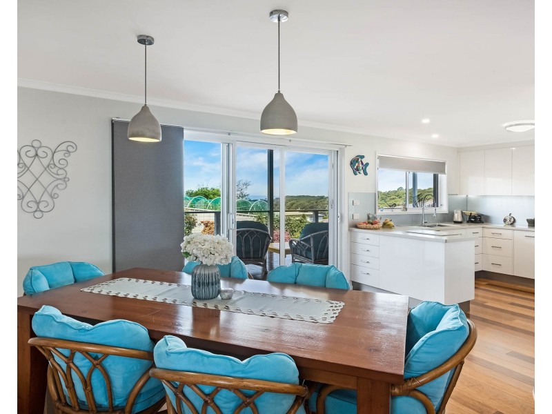 5 Collins Crescent, Narooma NSW 2546