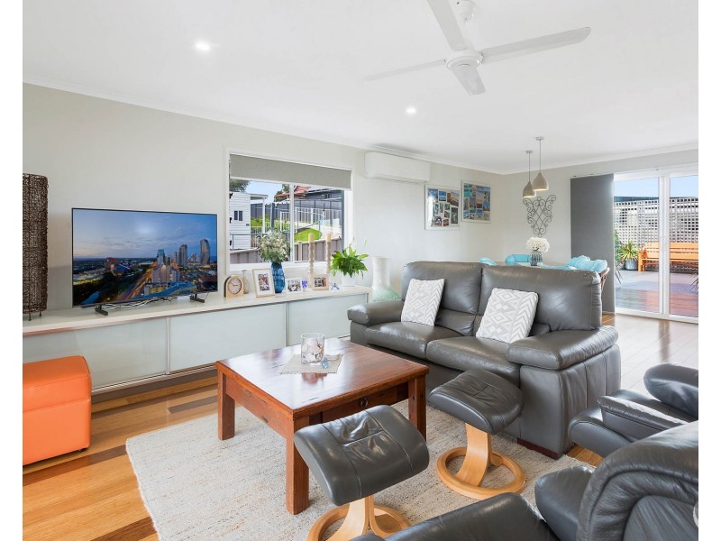 5 Collins Crescent, Narooma NSW 2546