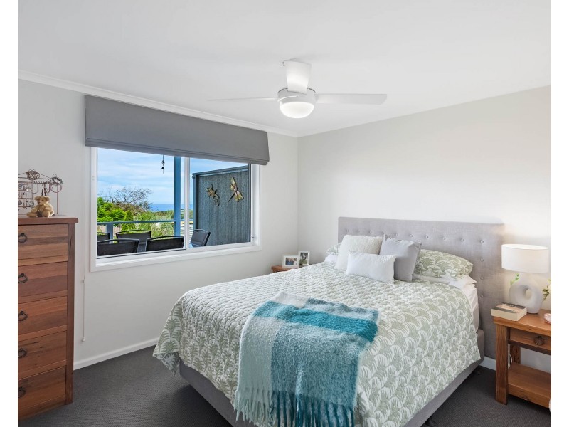 5 Collins Crescent, Narooma NSW 2546