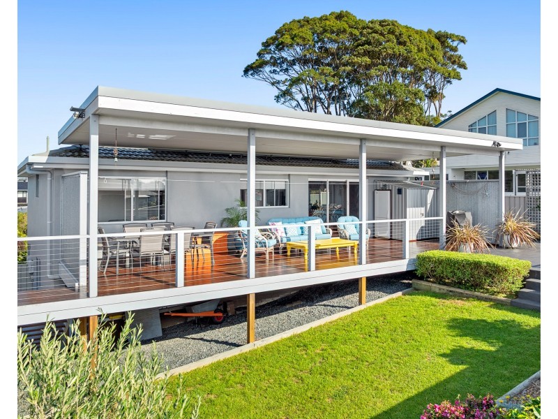 5 Collins Crescent, Narooma NSW 2546