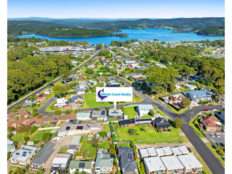 5 Collins Crescent, Narooma NSW 2546