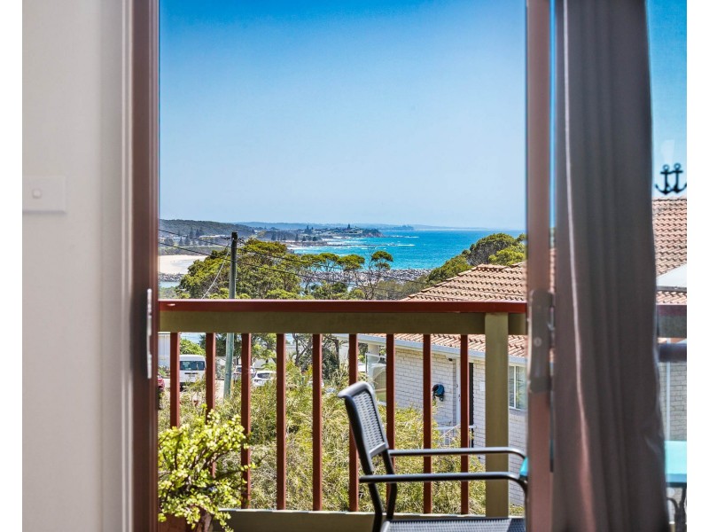 5 Tilba Street, Narooma NSW 2546