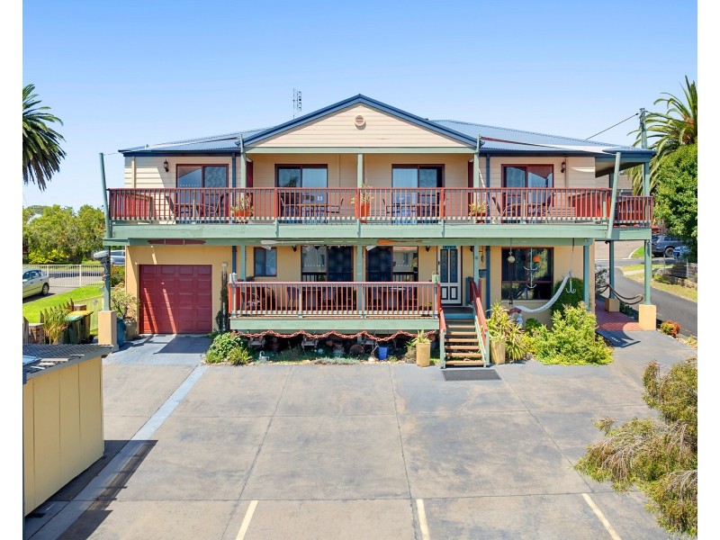 5 Tilba Street, Narooma NSW 2546