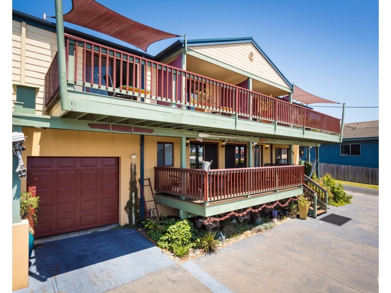 5 Tilba Street, Narooma NSW 2546