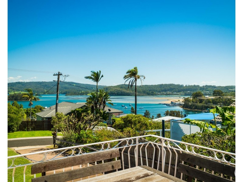 11 The Loop, Narooma NSW 2546