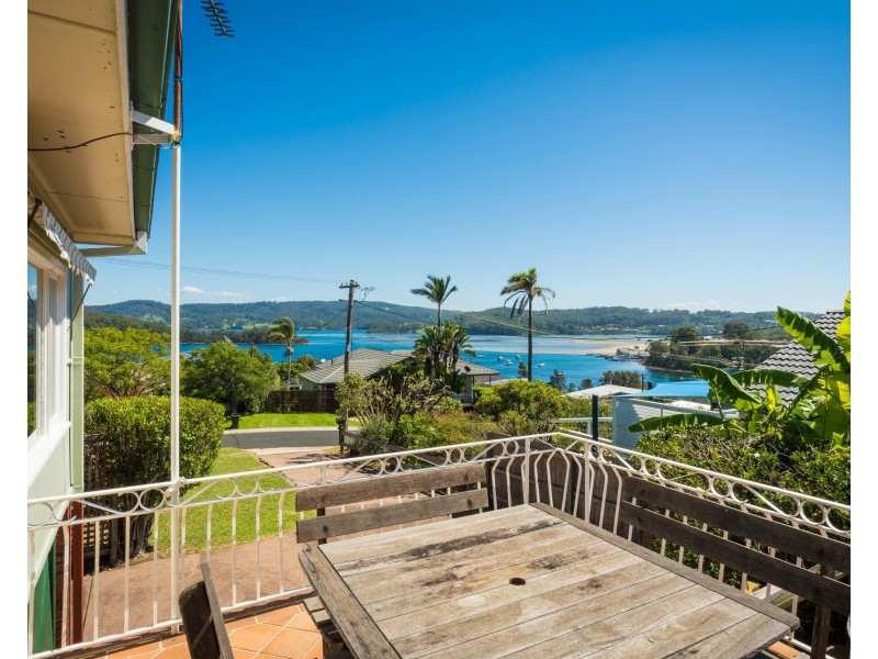 11 The Loop, Narooma NSW 2546