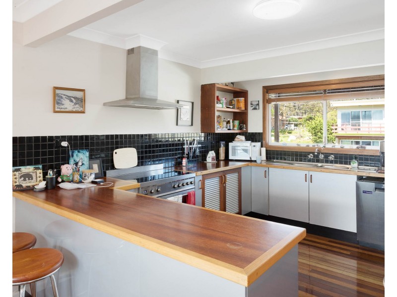 202 Mystery Bay Road, Mystery Bay NSW 2546