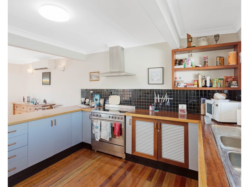 202 Mystery Bay Road, Mystery Bay NSW 2546