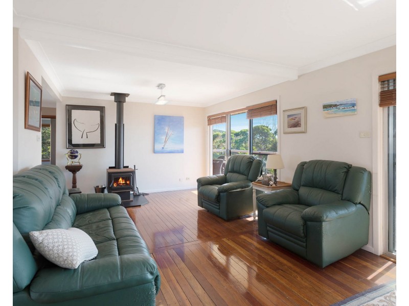 202 Mystery Bay Road, Mystery Bay NSW 2546