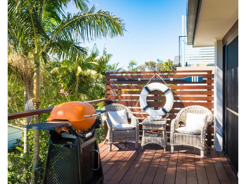 7 Lakeside Drive, Kianga NSW 2546