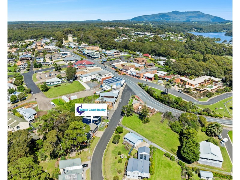 8A Noorooma Crescent, Narooma NSW 2546