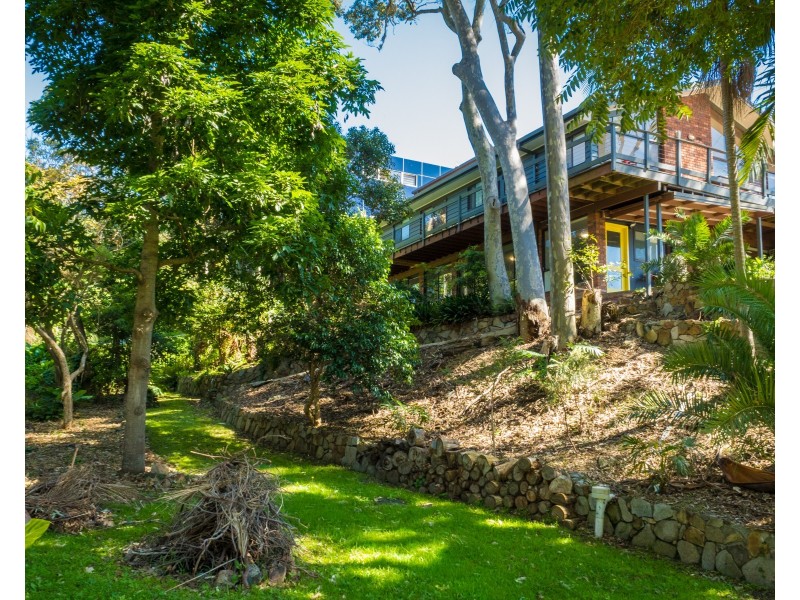 8A Noorooma Crescent, Narooma NSW 2546