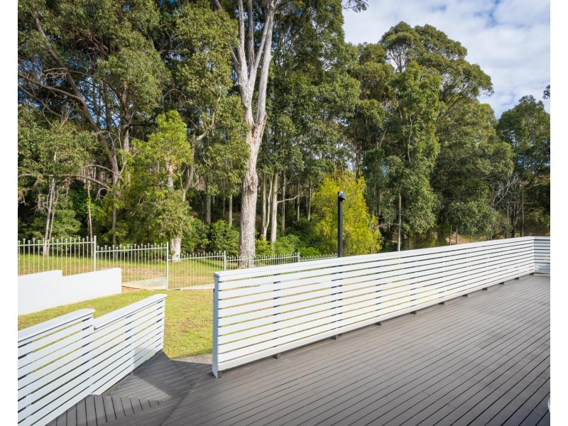 11 Mummaga Lake Drive, Dalmeny NSW 2546