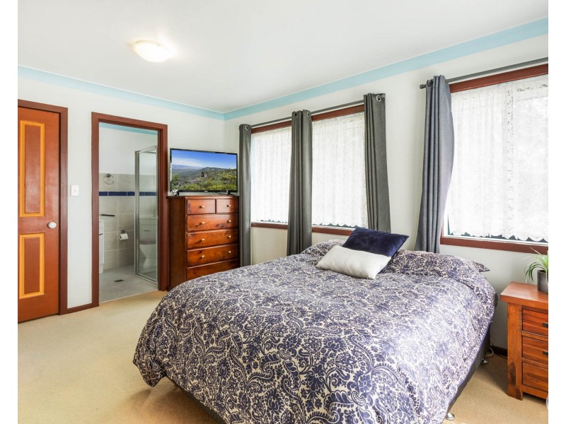 11 Mummaga Lake Drive, Dalmeny NSW 2546