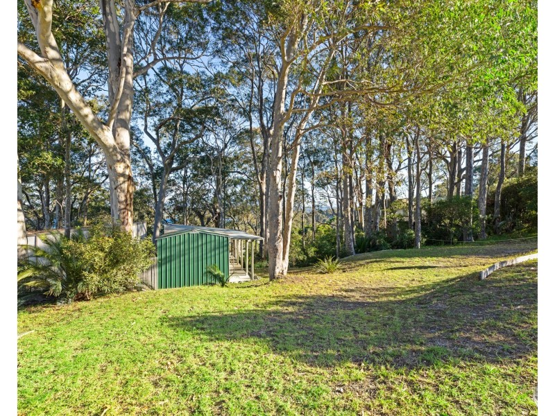 19 Hillcrest Avenue, North Narooma NSW 2546